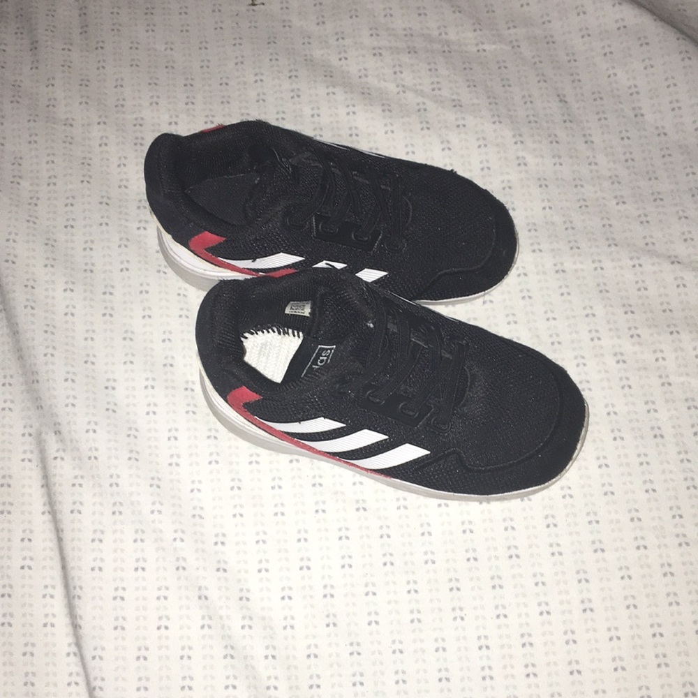Kids shoes